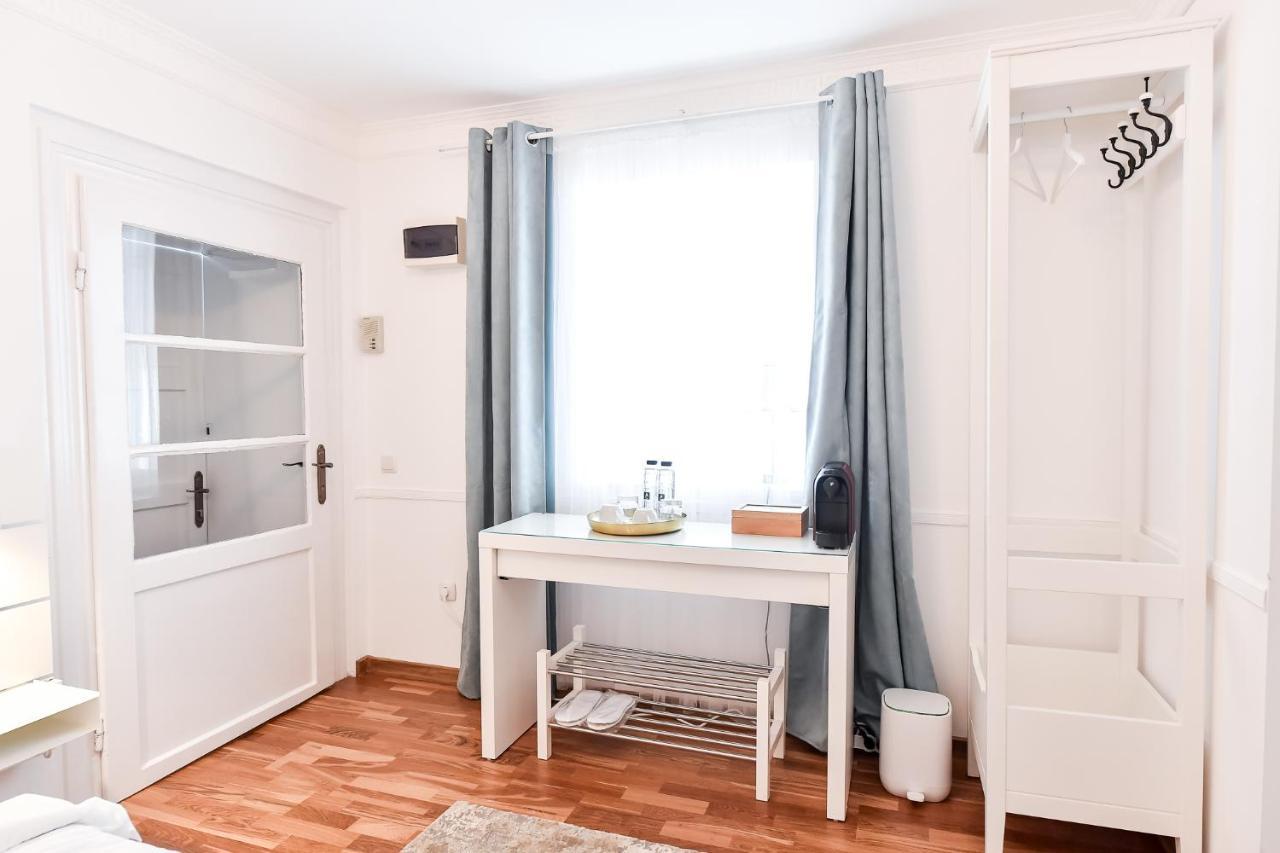 Five Rooms Braşov Buitenkant foto